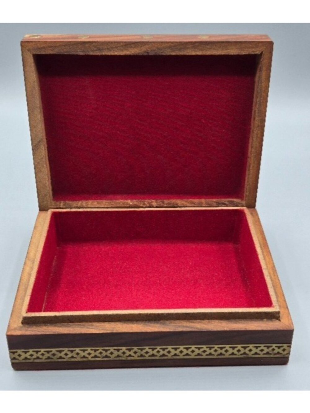 Handmade Indian Shisham Peacock's Lady Wood Trinket Box w/Red Fabric Lining - Picture 3 of 9